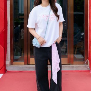 Áo thun thêu